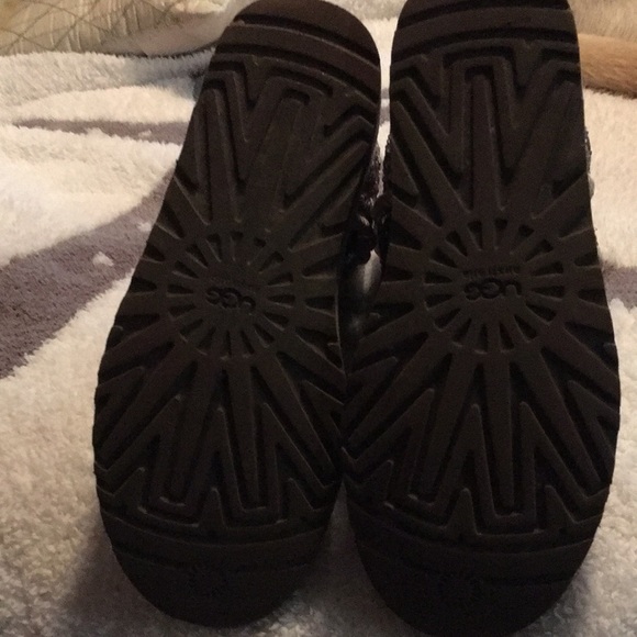 Ugg boots - Picture 3 of 3